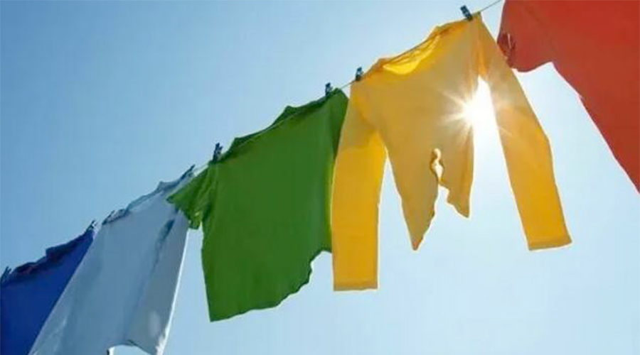 家用衣服烘干機(jī)與太陽(yáng)晾曬干衣相比，哪種更節(jié)省能源？