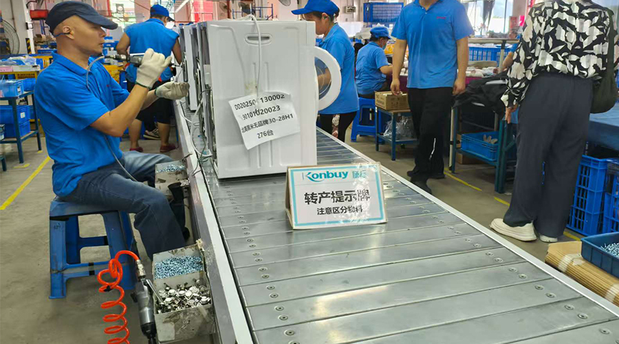 首檢把關(guān)，生產(chǎn)過程的質(zhì)量環(huán)節(jié)