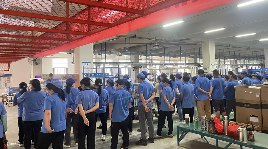 金環(huán)早會(huì)：凝聚團(tuán)隊(duì)力量，助力生產(chǎn)前行